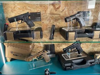 Zdravíme přátelé, s radostí jsme zařadili před několika měsíci do prodeje pistole značky BERETTA vyrobené v USA. Jsme rádi...